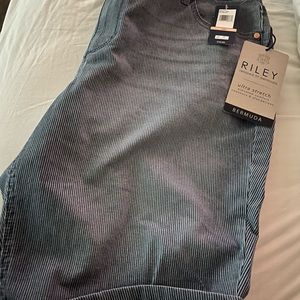 Riley Bermuda Jean shorts plus